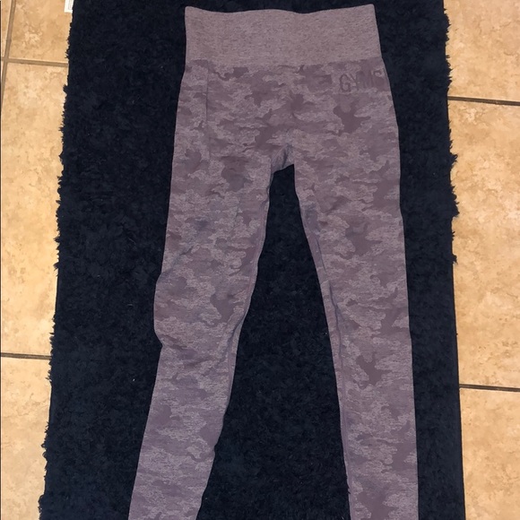 Gymshark Pants - Gymshark camo seamless leggings
